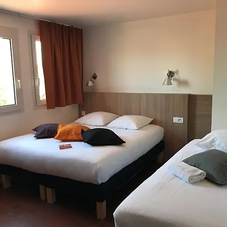 Hotel Kyriad Direct Agen 2*