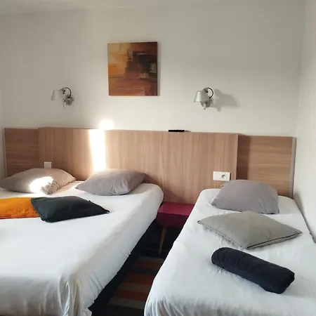 Ξενοδοχείο Kyriad Direct Agen 2*