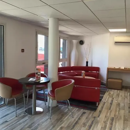 Kyriad Direct Agen Ξενοδοχείο Castelculier