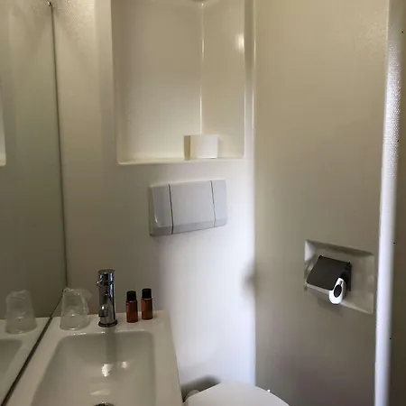 Kyriad Direct Agen 2*