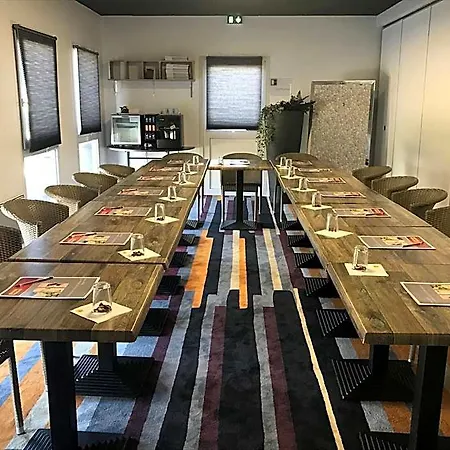 Kyriad Direct Agen Hotel