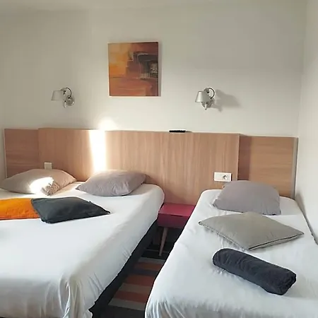 Kyriad Direct Agen 2* Castelculier