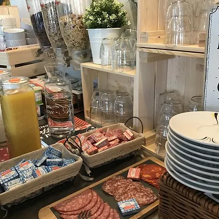 Kyriad Direct Agen 2*