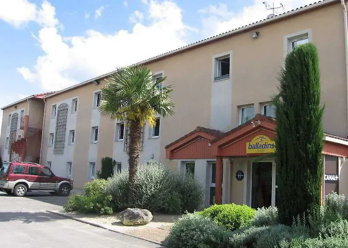 Hotel Kyriad Direct Agen