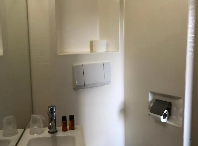 Kyriad Direct Agen カステルキュリエ